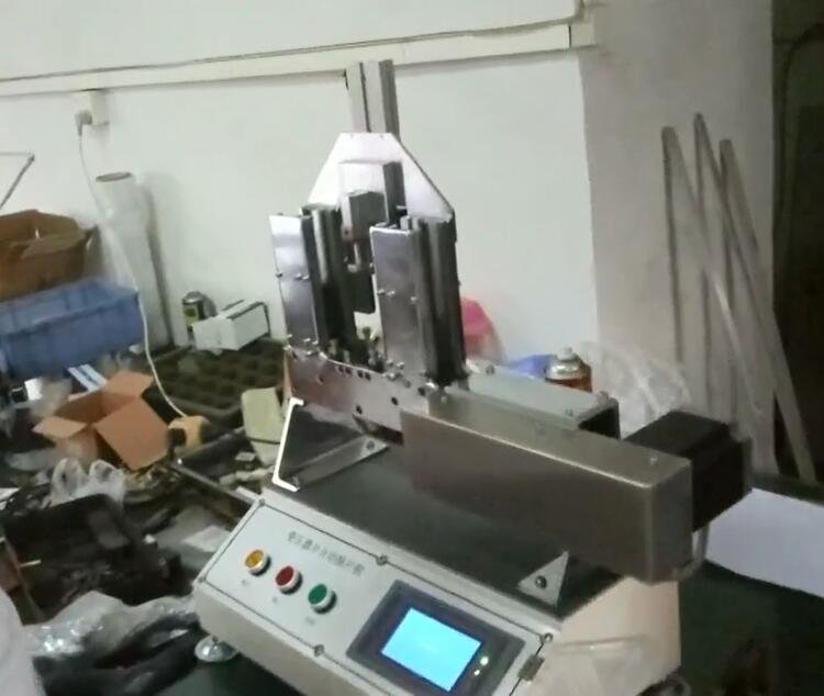 矽钢片自动插片机解决了变压器EI等产品的插片问题